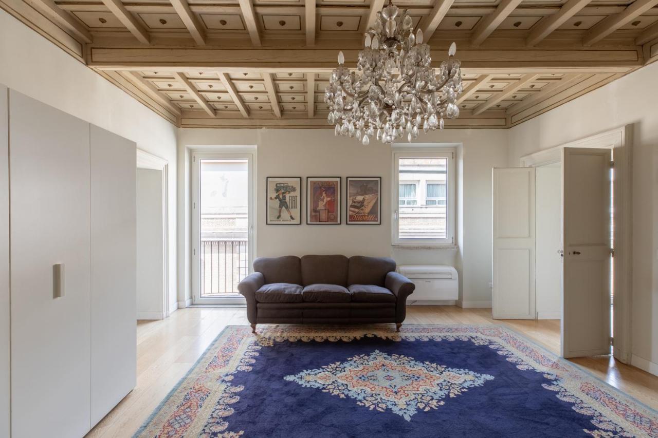 Iflat Amazing Apartment With Terrace In Monti Rome Exterior photo